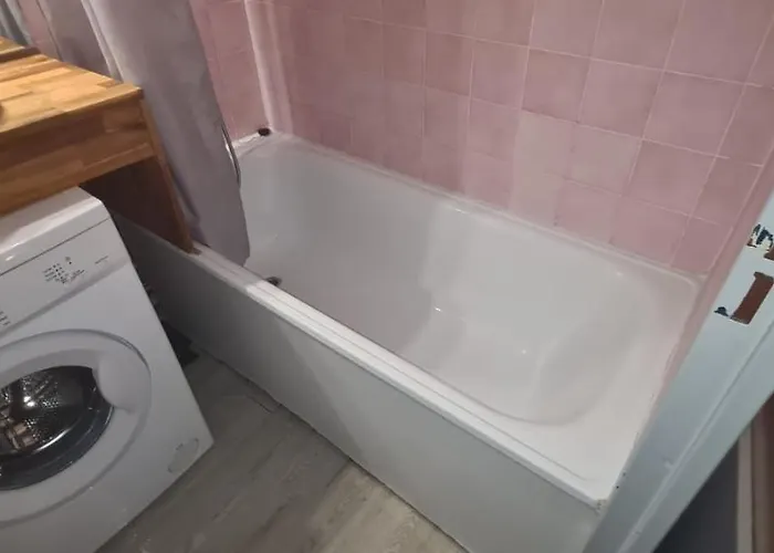 Apartment Les Caraibes Cap D'agde - Centre Port- Parking Gratuit-terrasse - Wifi 5g