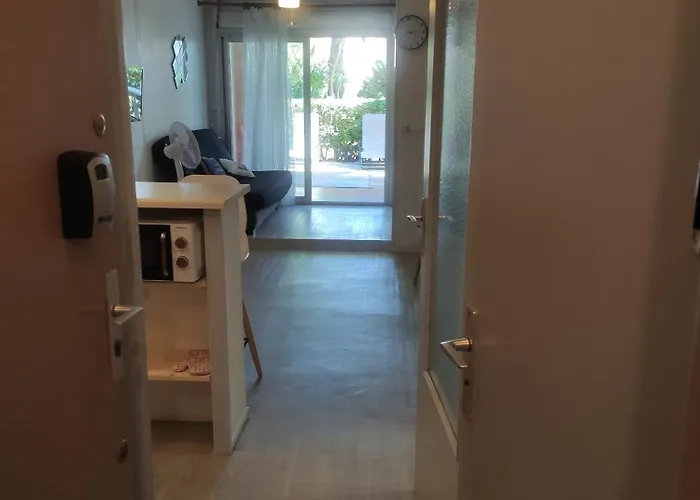 Les Caraibes Cap D'agde - Centre Port- Parking Gratuit-terrasse - Wifi 5g *