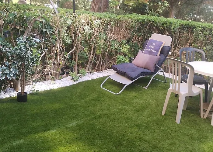 Apartment Les Caraibes Cap D'agde - Centre Port- Parking Gratuit-terrasse - Wifi 5g Agde