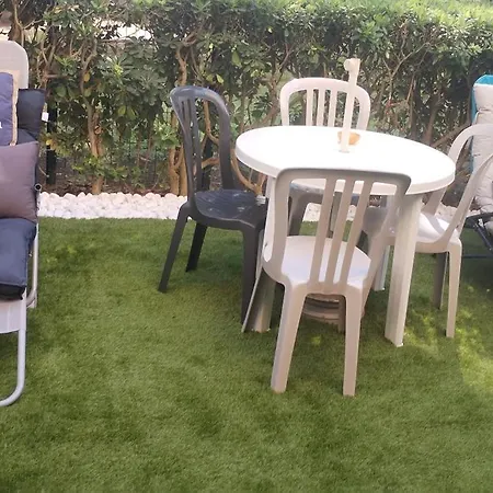 Les Caraibes Cap D'agde - Centre Port- Parking Gratuit-terrasse - Wifi 5g Apartment *