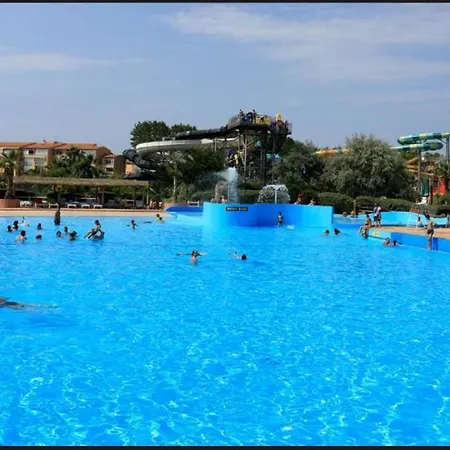 Résidence Les Caraïbes Cap D'agde - Centre Port- Parking Gratuit-terrasse - Wifi 5g Agde